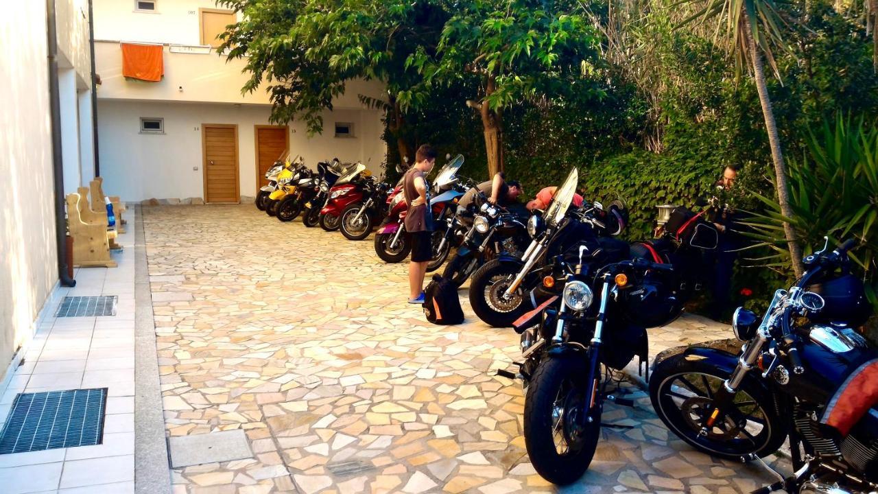 Meta Hotel Santa Teresa di Gallura Esterno foto