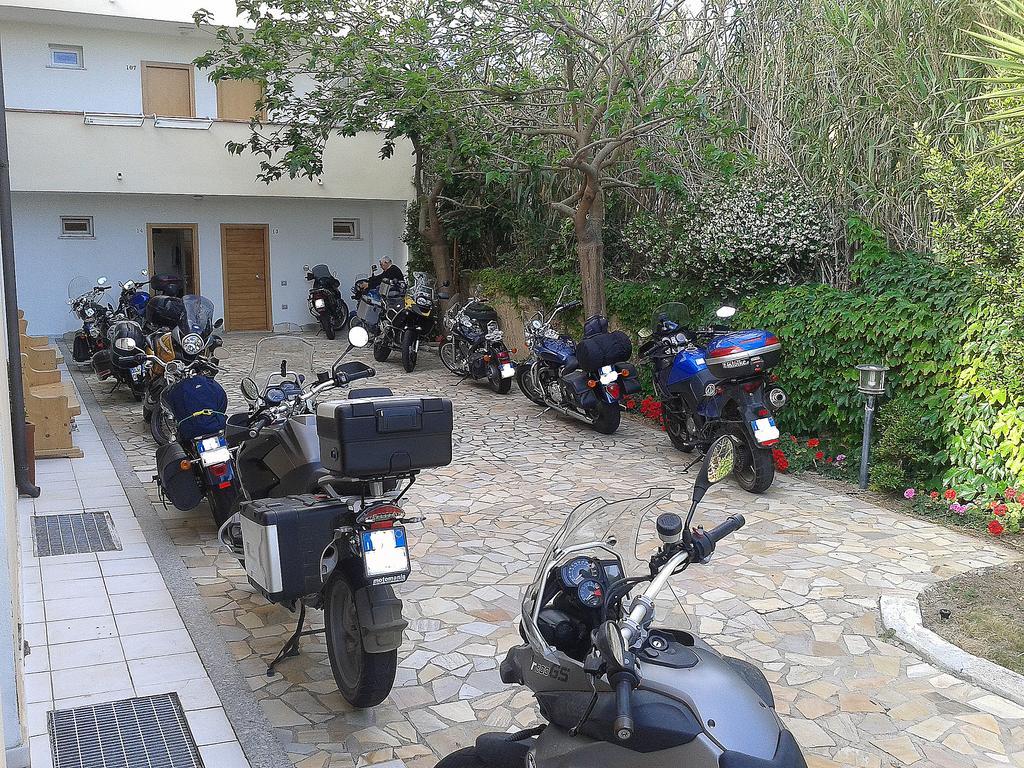 Meta Hotel Santa Teresa di Gallura Esterno foto