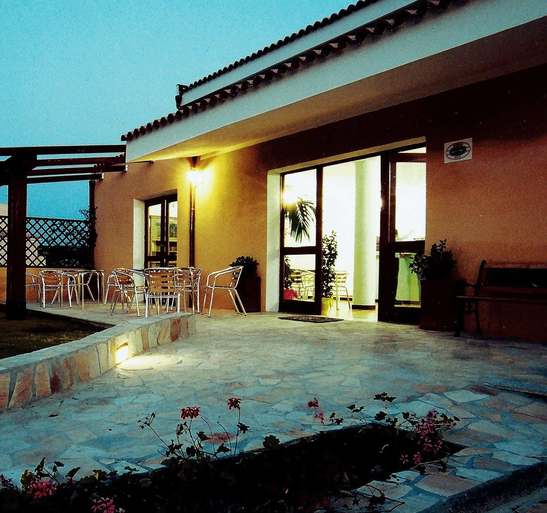 Meta Hotel Santa Teresa di Gallura Esterno foto