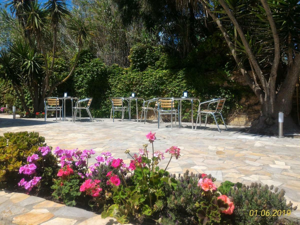 Meta Hotel Santa Teresa di Gallura Esterno foto
